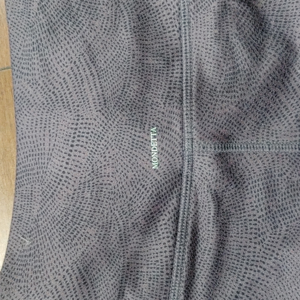 Mondetta Sport Capri leggings size Large